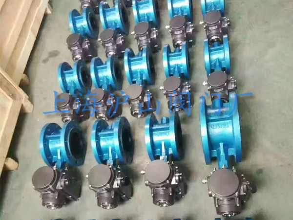 D941X-10C-DN100电动法兰蝶阀出货实拍2