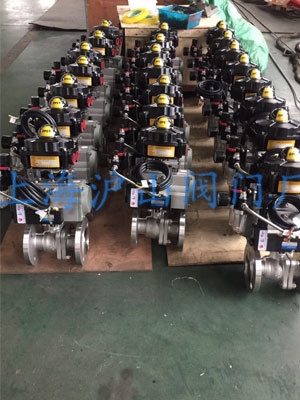 Q641F-16P气动不锈钢法兰球阀发货3